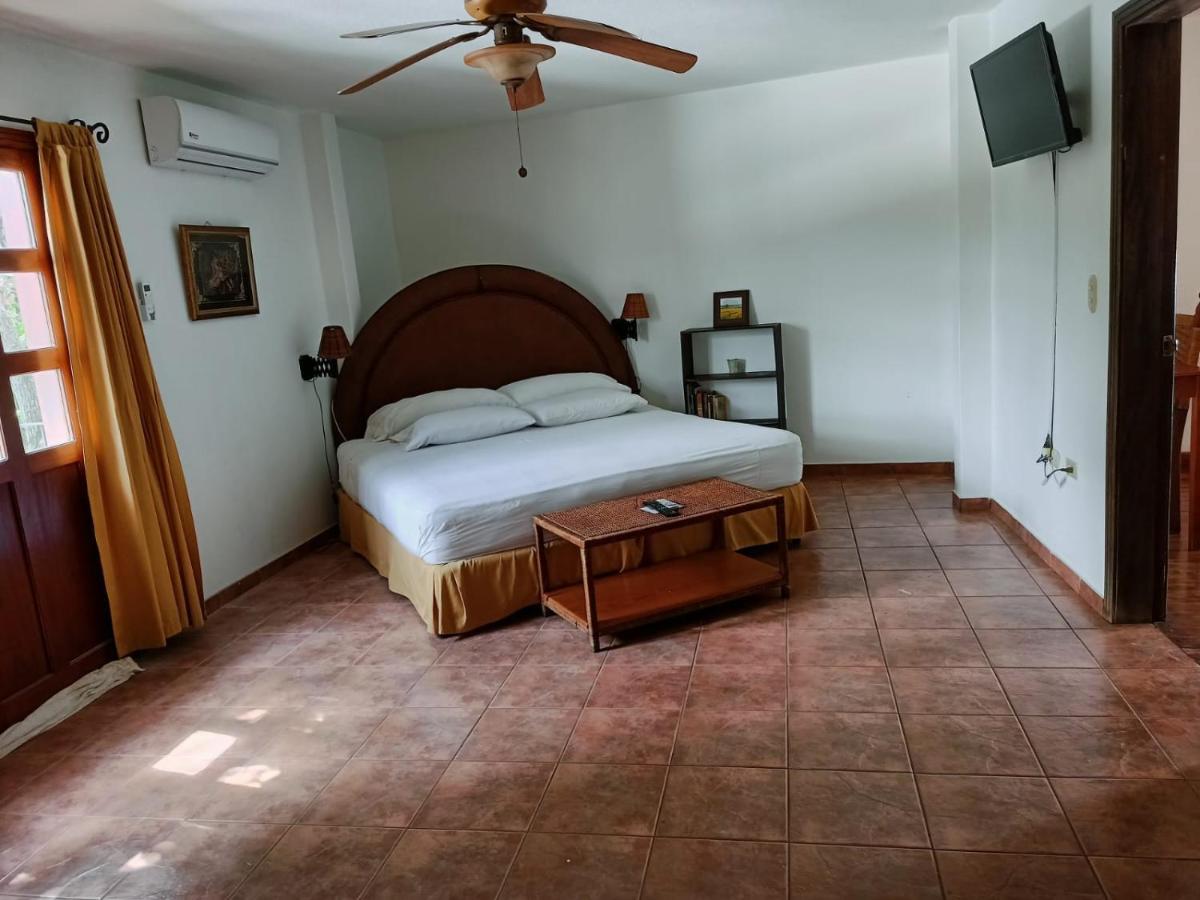 Hotel Don Udo'S Copán Esterno foto