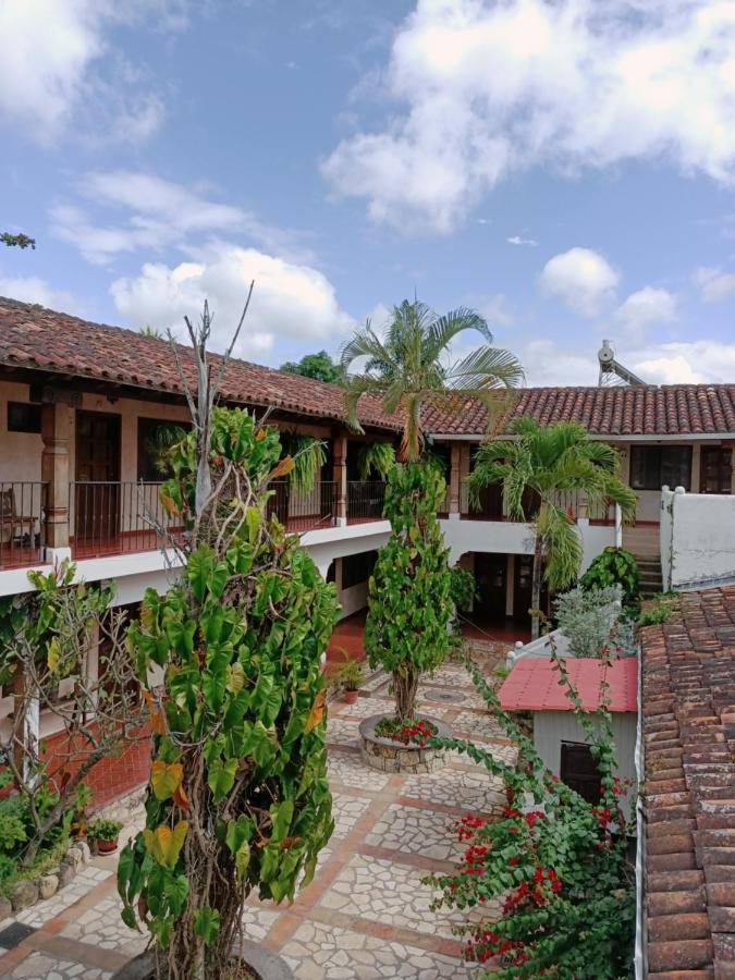 Hotel Don Udo'S Copán Esterno foto