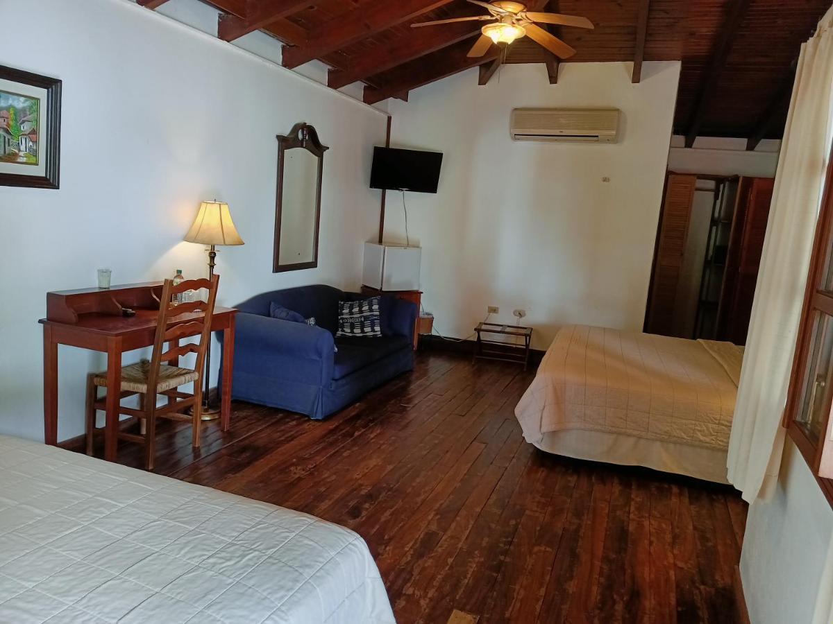 Hotel Don Udo'S Copán Esterno foto