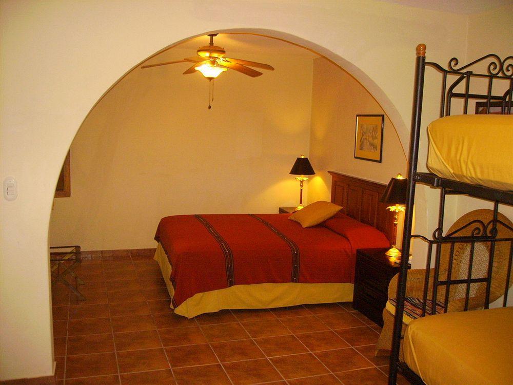 Hotel Don Udo'S Copán Esterno foto